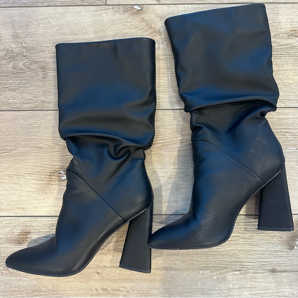 Dolce Vita Scrunch Shaft Boots Pointed Toe Leather Boot 4” Black Heels Size 7